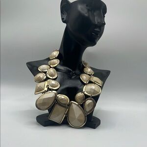 Elegant Beige Statement Necklace